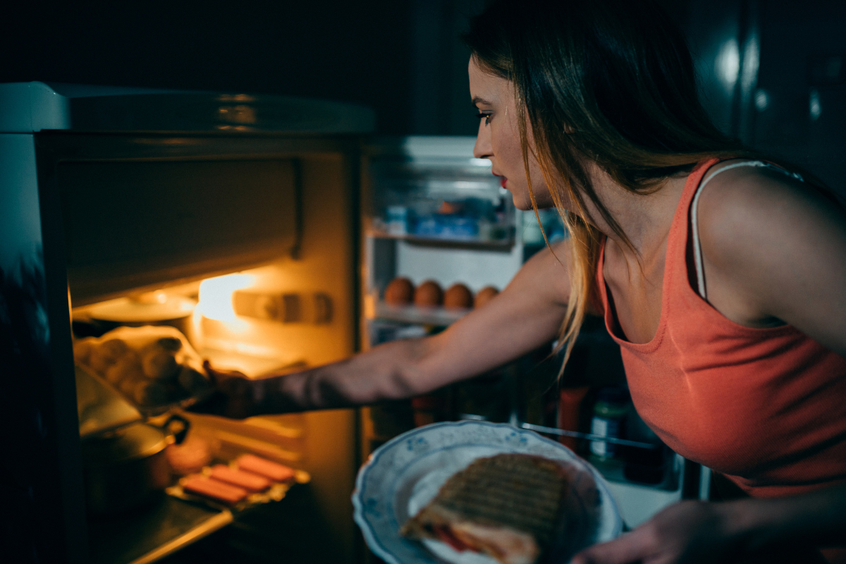 Is it bad to eat late at night?